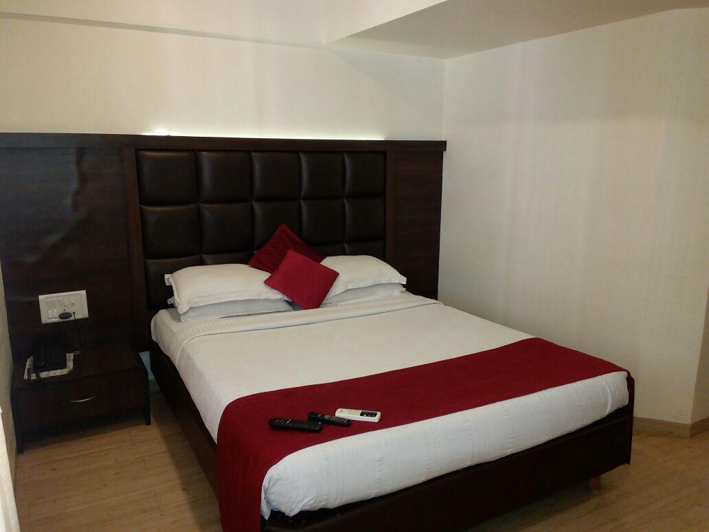 Hotel Heritage Dakshin Navi Mumbai Kültér fotó